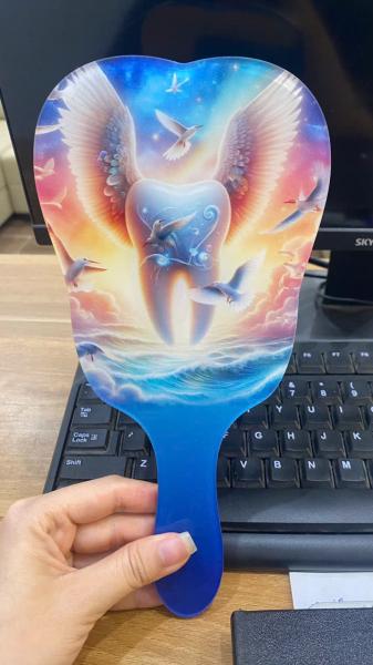 Gương mica cầm tay 