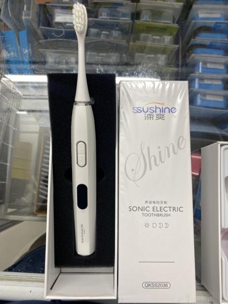 Bàn chải điện người lớn dùng pin